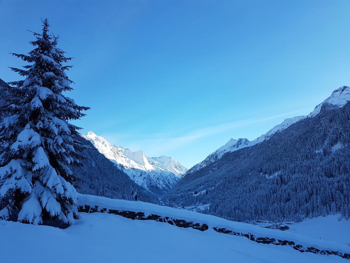 Bed and Breakfast Baeckerei Schranz à Sankt Leonhard im Pitztal Extérieur photo